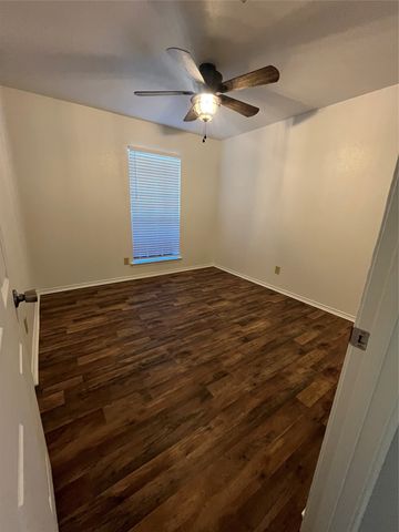 2302 Mercedes Road, Denton, TX 76205