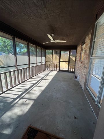 2302 Mercedes Road, Denton, TX 76205