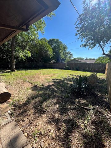 2302 Mercedes Road, Denton, TX 76205