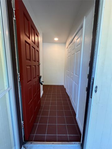 2302 Mercedes Road, Denton, TX 76205