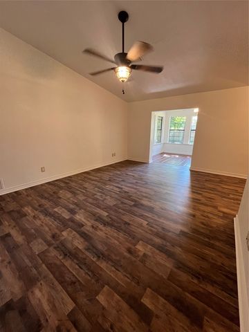 2302 Mercedes Road, Denton, TX 76205