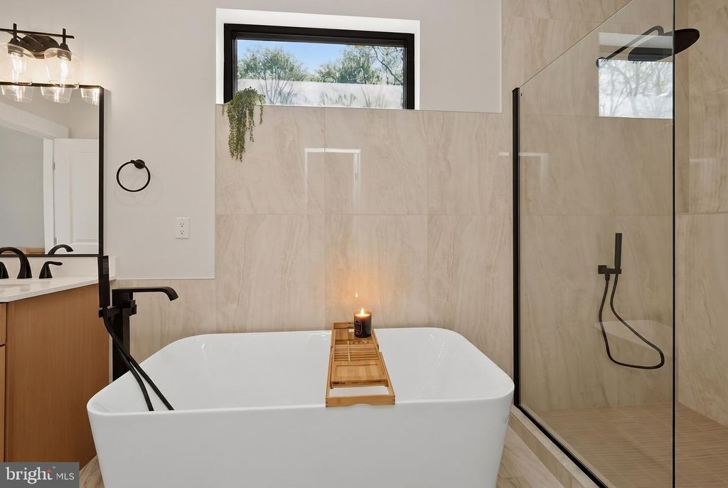 Image 30 of property listing at 248 TARN DR, Oakland, MD 21550
