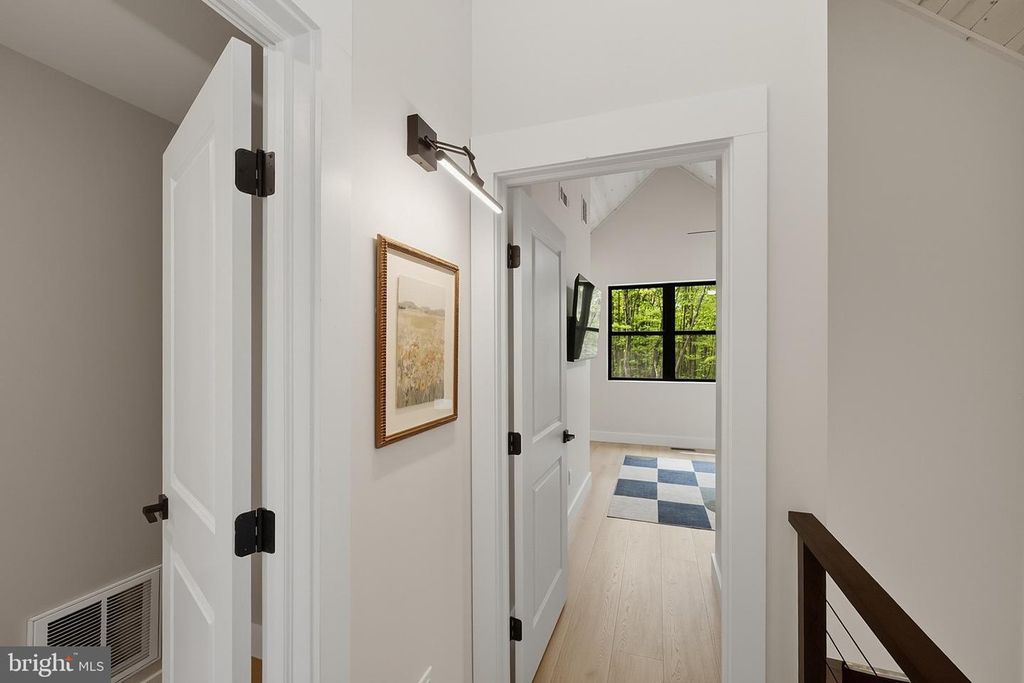 Image 38 of property listing at 248 TARN DR, Oakland, MD 21550