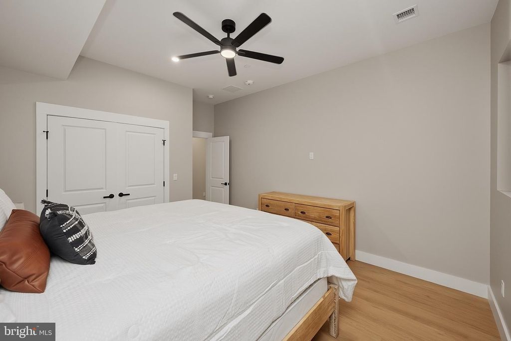 Image 54 of property listing at 248 TARN DR, Oakland, MD 21550