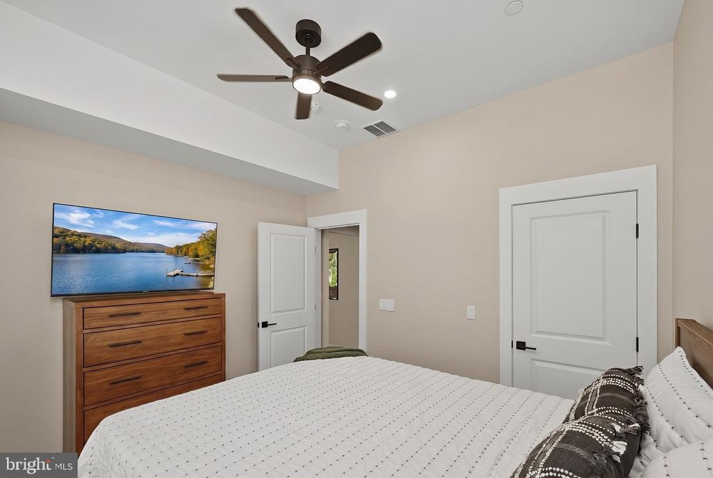 Image 57 of property listing at 248 TARN DR, Oakland, MD 21550