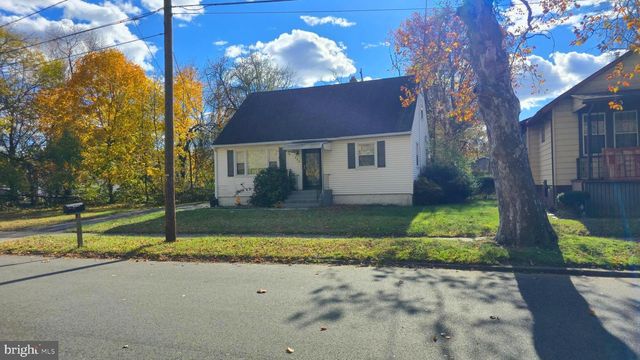529 HUNT AVE, Hamilton, NJ 08610