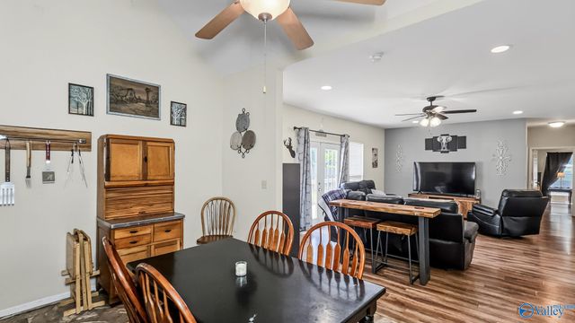 6499 Old Railroad Bed Road, Toney, AL 35773