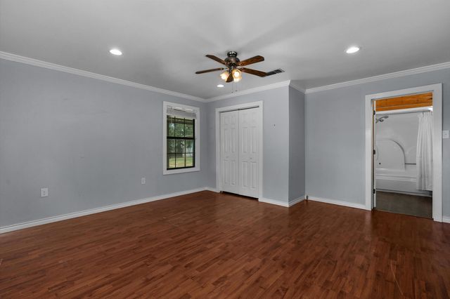 5290 S County Road 314, Henderson, TX 75654