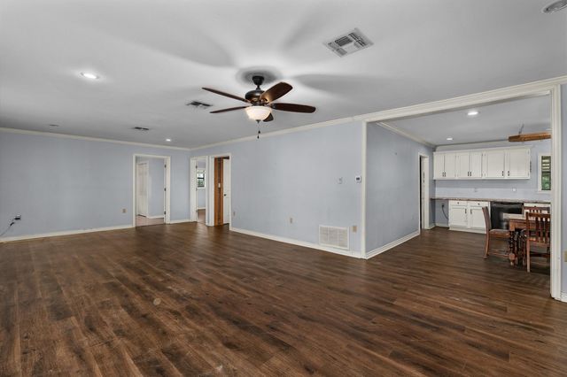 5290 S County Road 314, Henderson, TX 75654