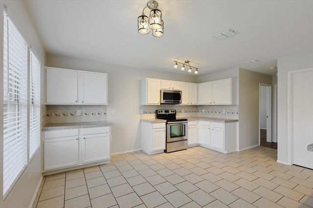 8320 Seven Oaks Lane, Denton, TX 76210