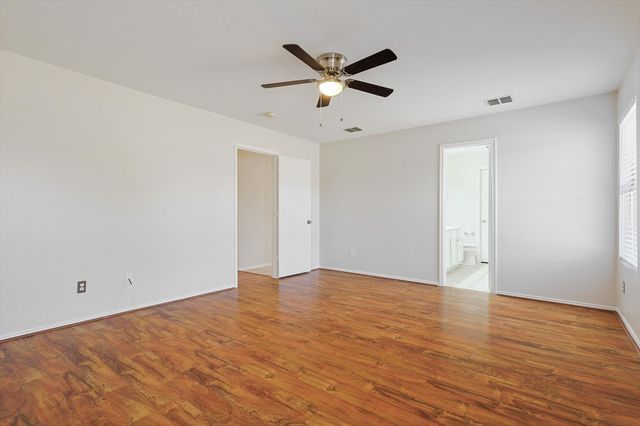 8320 Seven Oaks Lane, Denton, TX 76210