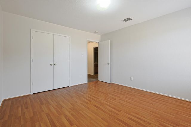 8320 Seven Oaks Lane, Denton, TX 76210