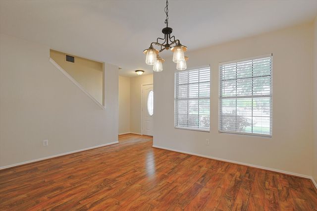 8320 Seven Oaks Lane, Denton, TX 76210