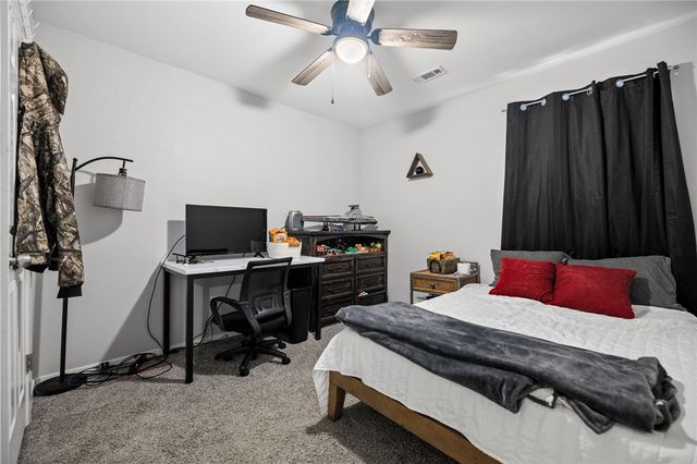 423 Mayflower Avenue, Lowell, AR 72745