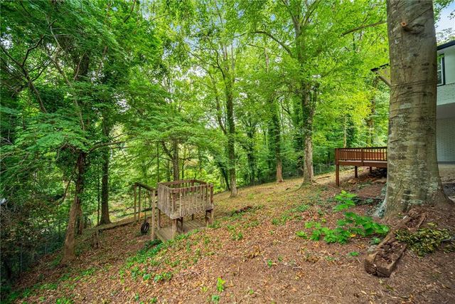 2376 Melinda NE Drive, Atlanta, GA 30345