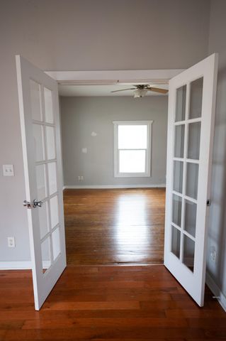 1310 W Florida Street, Springfield, MO 65803