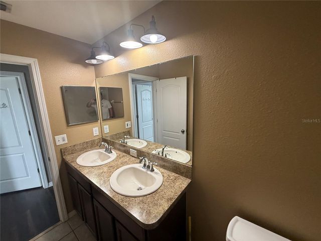 10205 STEDFAST COURT, Sun City Center, FL 33573