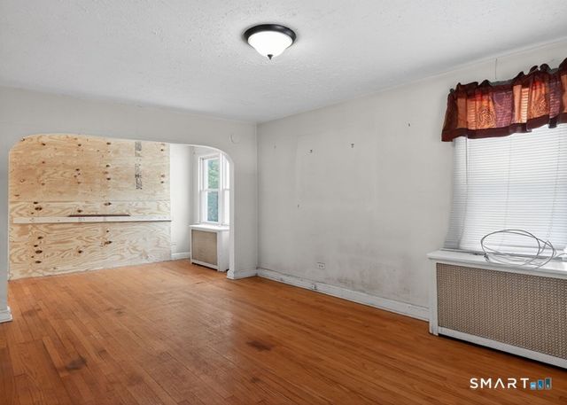 263 Oaklawn Avenue, Stamford, CT 06905