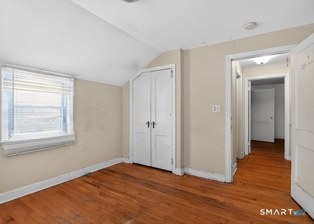 263 Oaklawn Avenue, Stamford, CT 06905