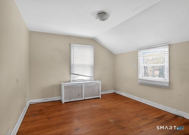 263 Oaklawn Avenue, Stamford, CT 06905