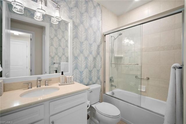 9774 Everglades DR, Naples, FL 34120