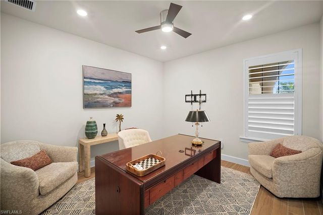 9774 Everglades DR, Naples, FL 34120