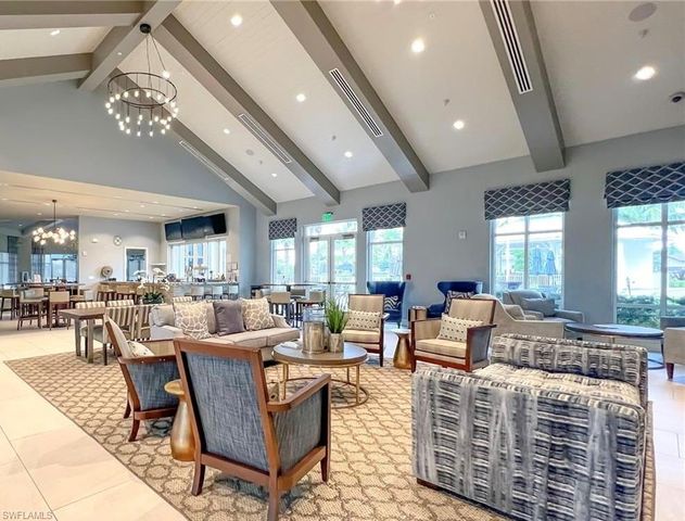 9774 Everglades DR, Naples, FL 34120