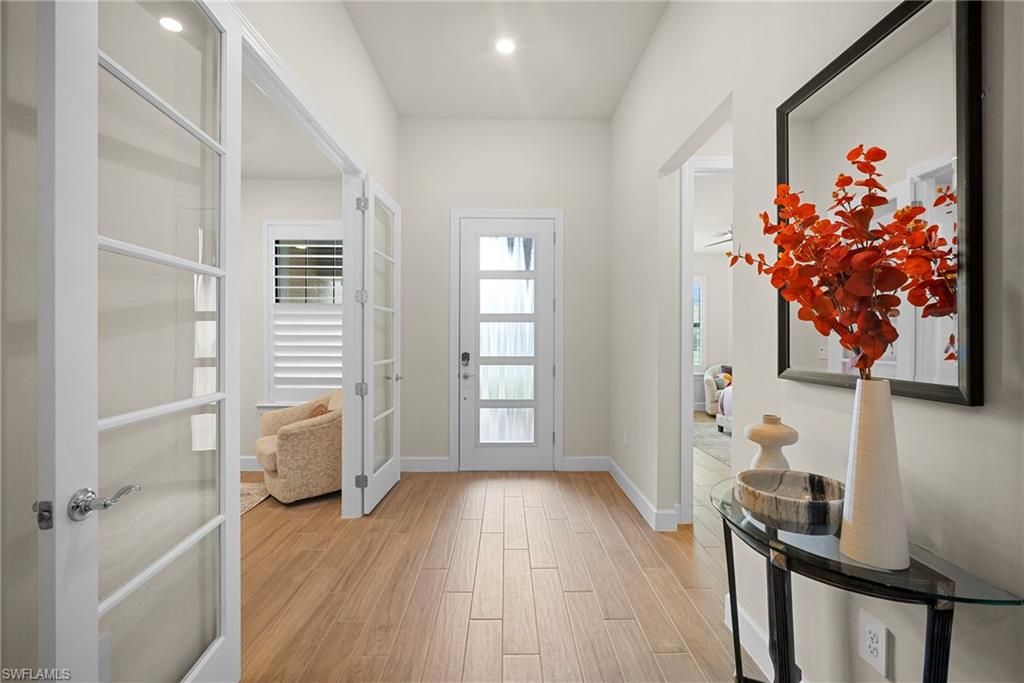 9774 Everglades DR, NAPLES, FL 34120 — photo 4