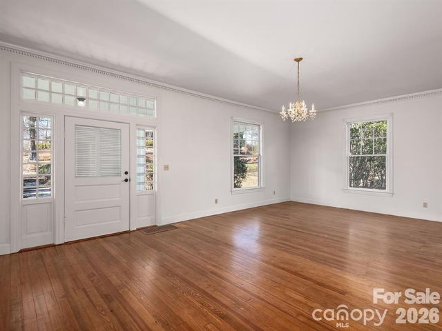 143 S Ridgecrest Avenue, Rutherfordton, NC 28139