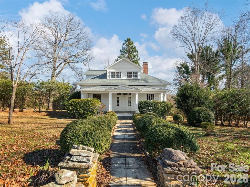 143 S Ridgecrest Avenue, Rutherfordton, NC 28139