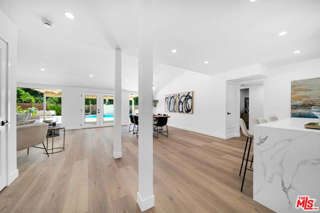 10200 Shoshone Avenue, Northridge (los Angeles), CA 91325