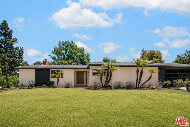 10200 Shoshone Avenue, Northridge (los Angeles), CA 91325