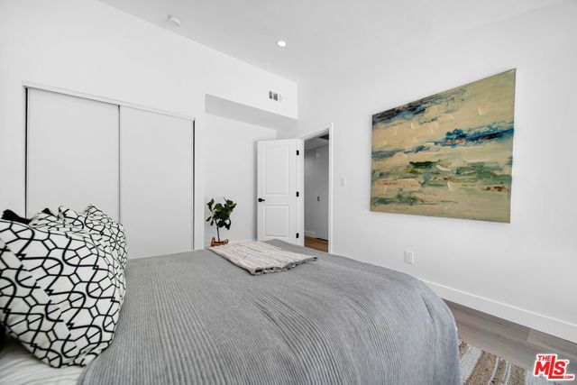 10200 Shoshone Avenue, Northridge (los Angeles), CA 91325