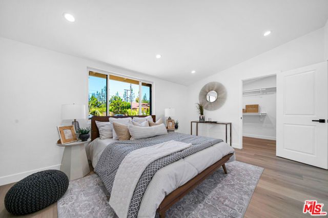 10200 Shoshone Avenue, Northridge (los Angeles), CA 91325