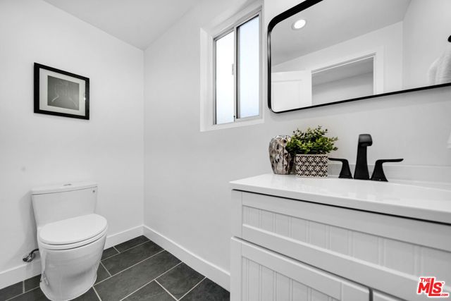 10200 Shoshone Avenue, Northridge (los Angeles), CA 91325