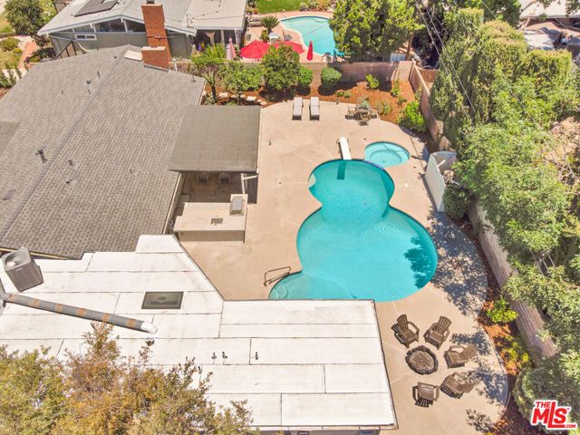 10200 Shoshone Avenue, Northridge (los Angeles), CA 91325