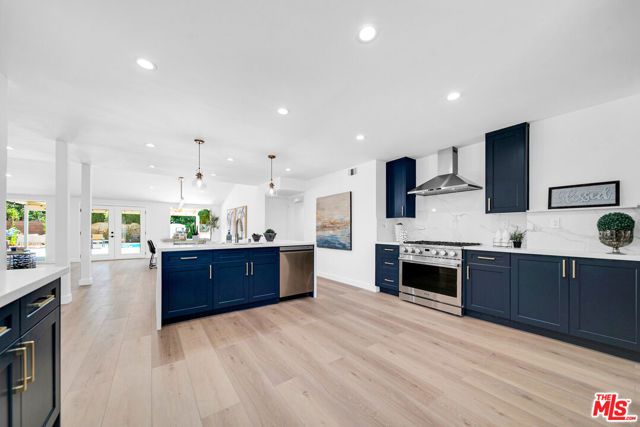 10200 Shoshone Avenue, Northridge (los Angeles), CA 91325
