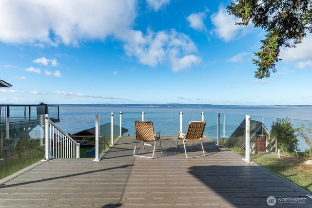 19422 Soundview Drive NW, Stanwood, WA 98292