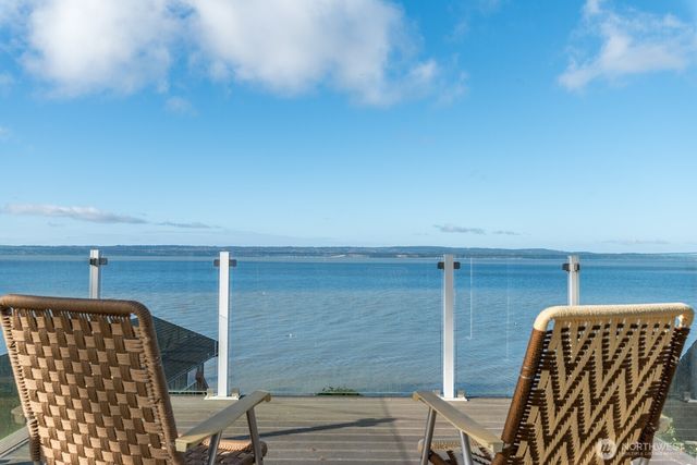 19422 Soundview Drive NW, Stanwood, WA 98292