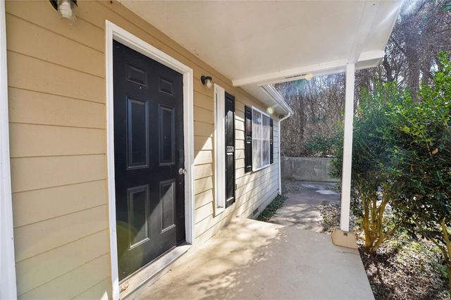 1826 County Line Road, Atlanta, GA 30331