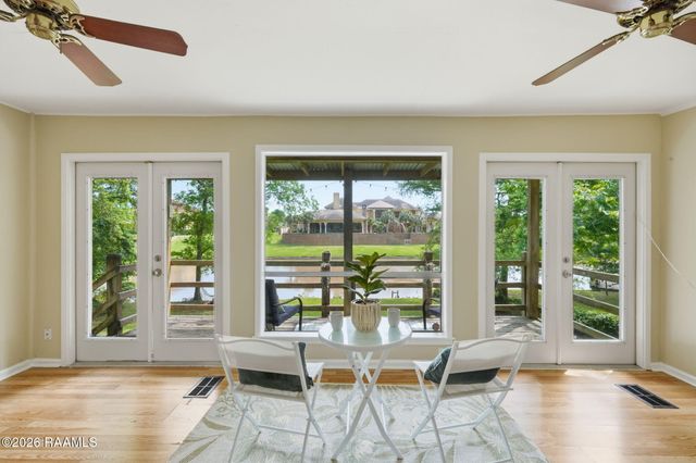 241 Grand Avenue, Lafayette, LA 70503
