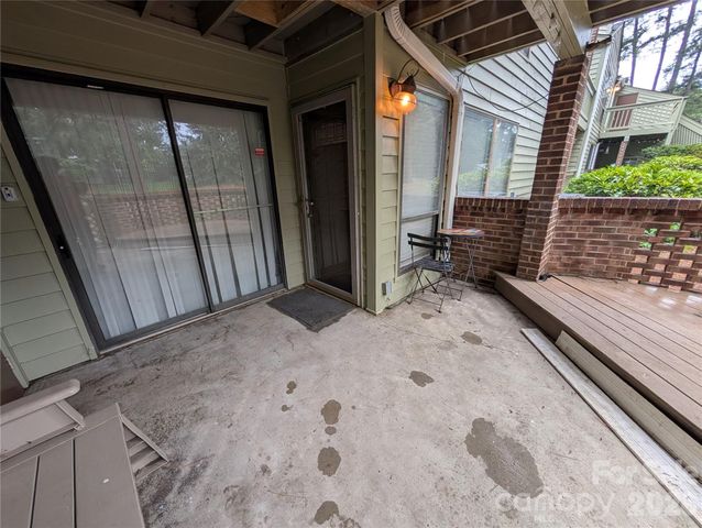1600 Sharon Road, Charlotte, NC 28210
