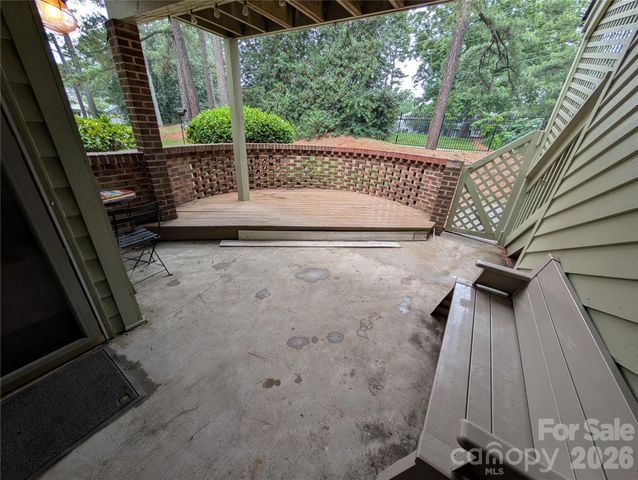 1600 Sharon Road, Charlotte, NC 28210
