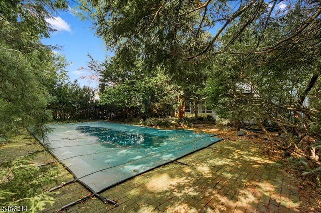 135 Voorhis Ave, River Edge Boro, NJ 07661
