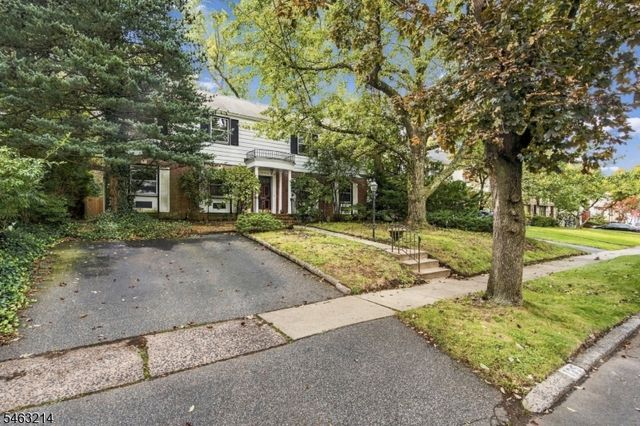 135 Voorhis Ave, River Edge Boro, NJ 07661