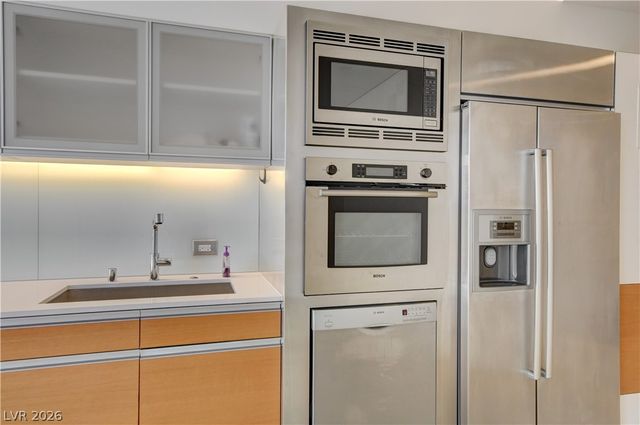 3722 Las Vegas Boulevard 1110, Las Vegas, NV 89158