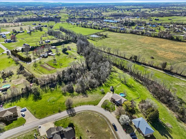 1309 & 1313 Twin Brook Drive, Berea, KY 40403