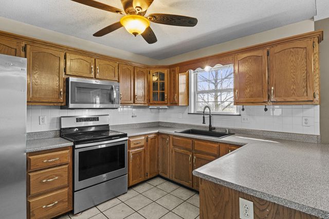 1309 & 1313 Twin Brook Drive, Berea, KY 40403