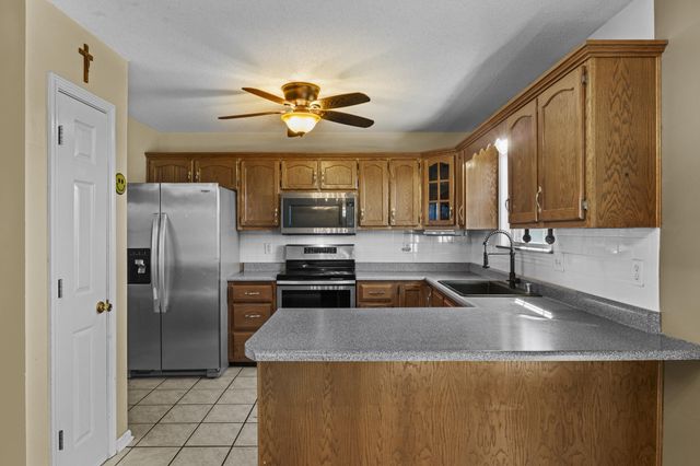 1309 & 1313 Twin Brook Drive, Berea, KY 40403