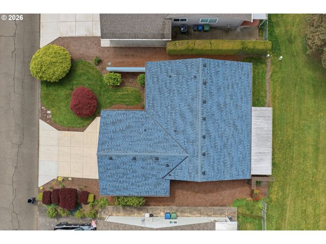 401 S CASCADE Dr, Woodburn, OR 97071